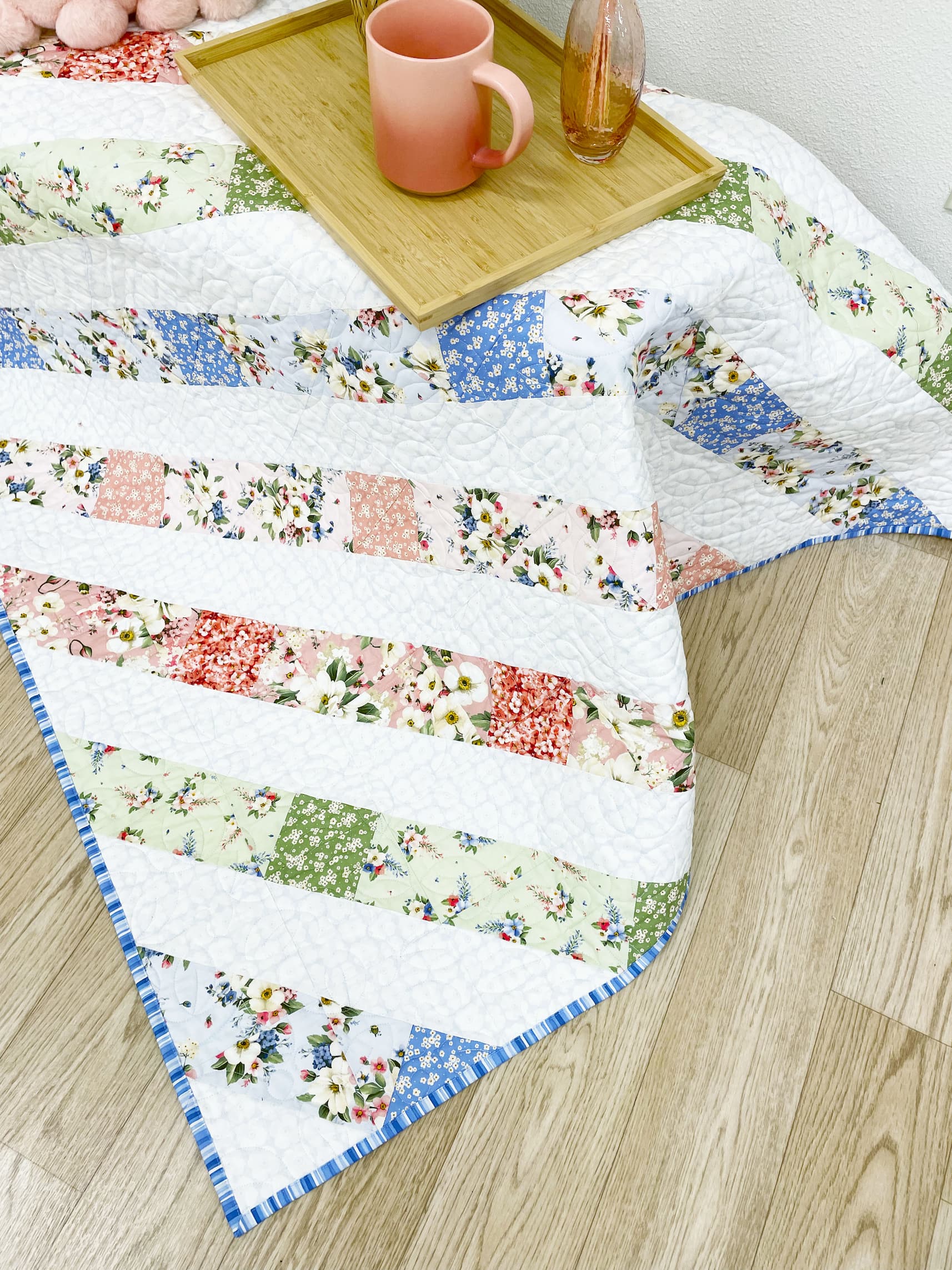 Image of Windflower quilt free pattern